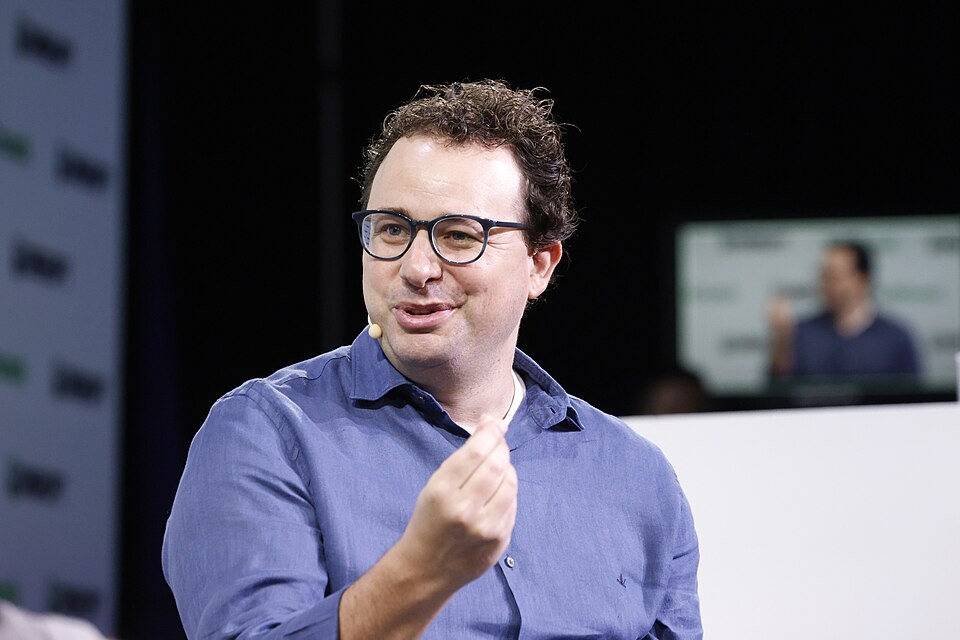 El CEO de Anthropic pide a la industria frenar el ritmo de desarrollo de la inteligencia artificial